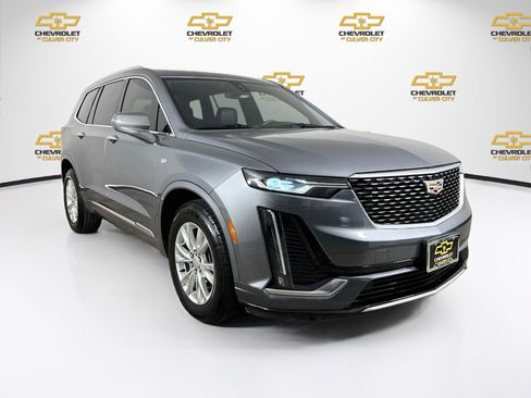 Used 2021 Cadillac XT6 Luxury FWD image 1