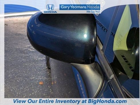 Used 2017 Toyota Prius V Two image 11