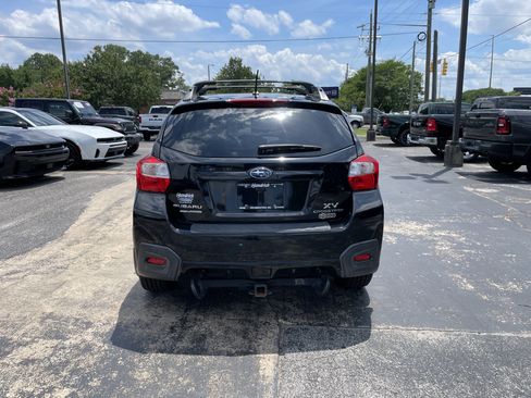 Used 2014 Subaru Crosstrek 2.0i Premium AWD/4WD image 8