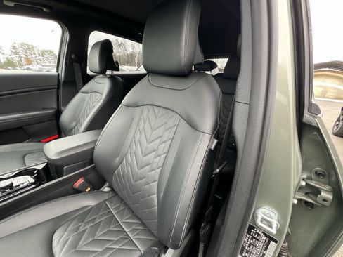 Used 2023 Kia Sportage X-Line w/ X-Line Premium Package image 17