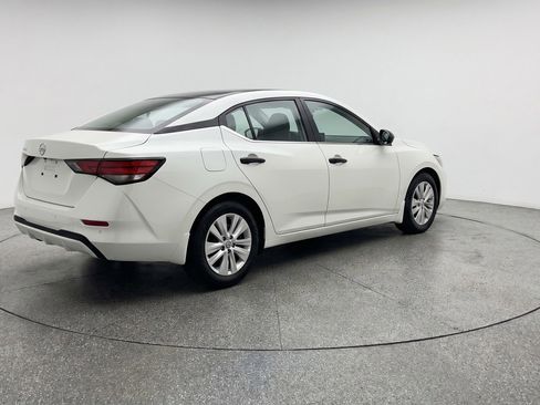 Used 2025 Nissan Sentra S FWD image 9
