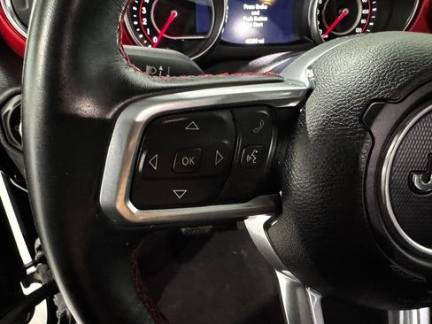 Used 2021 Jeep Wrangler Unlimited Rubicon w/ Uconnect 4C Nav & Sound Group AWD/4WD image 6