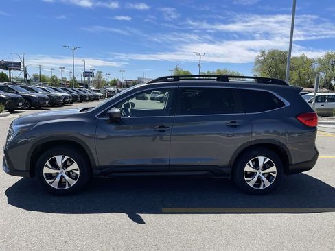 Used 2025 Subaru Ascent Premium AWD/4WD image 4