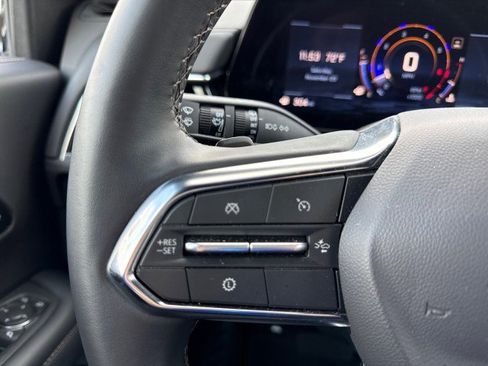 Used 2025 Chevrolet Tahoe Premier image 32