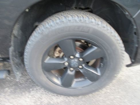 Used 2016 RAM 1500 Express w/ Black Ram 1500 Express Group image 9