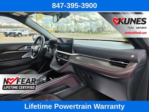 Used 2025 Ford Explorer Platinum w/ LUX Leather Package AWD/4WD image 32