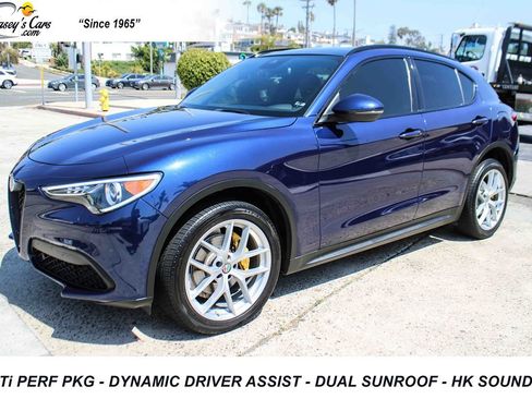 Used 2019 Alfa Romeo Stelvio Ti Sport w/ Quick Order Package 22S Sport AWD/4WD image 1