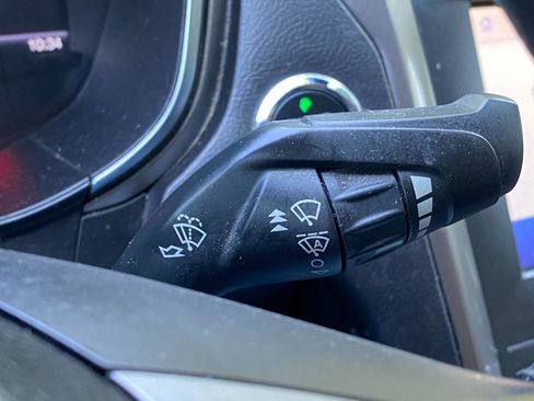 Used 2020 Ford Fusion SE FWD image 21