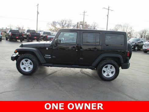 Used 2018 Jeep Wrangler Unlimited Sport S image 7
