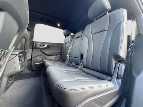 New 2026 Audi Q7 Premium image 22