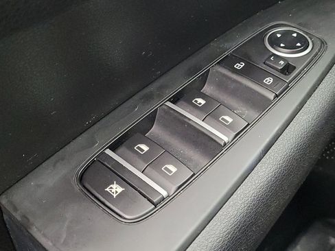 Used 2024 Kia Forte LX image 27