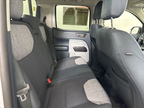 Used 2025 Ford Maverick XLT w/ Equipment Group 302A image 23