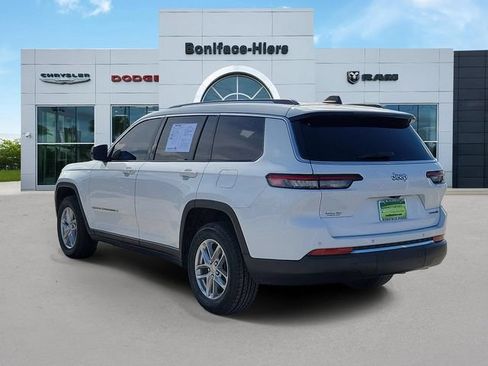 Used 2023 Jeep Grand Cherokee L Laredo RWD image 4
