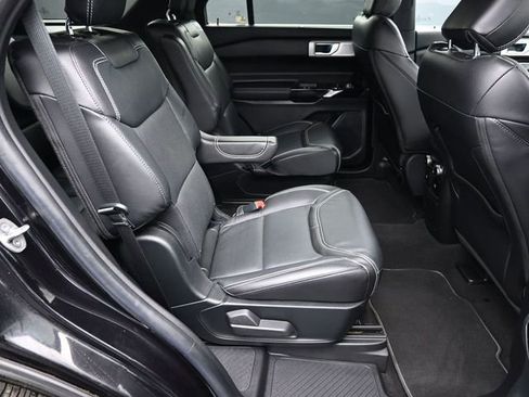 Used 2022 Ford Explorer ST w/ Equipment Group 401A image 33