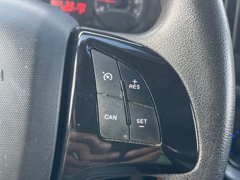 Used 2017 RAM ProMaster City Tradesman image 17