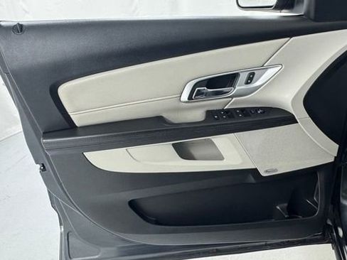 Used 2017 GMC Terrain SLE FWD image 18