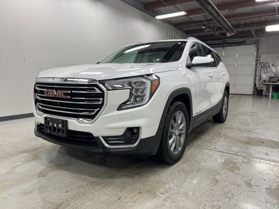 Used 2022 GMC Terrain SLT w/ Infotainment Package II