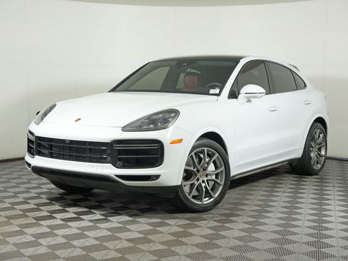 Certified 2023 Porsche Cayenne Turbo AWD/4WD image 1