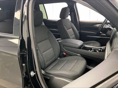 Certified 2024 Chevrolet Traverse LS w/ Midnight/Sport Edition FWD image 7