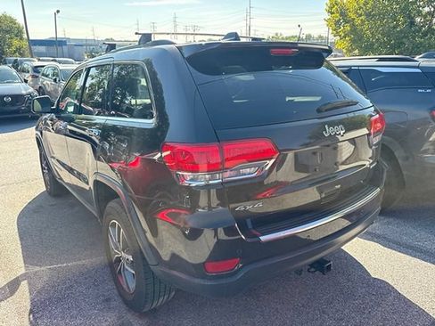 Used 2017 Jeep Grand Cherokee Limited AWD/4WD image 5