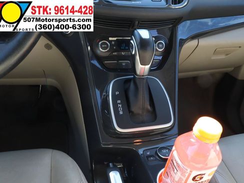 Used 2014 Ford Escape Titanium AWD/4WD image 19