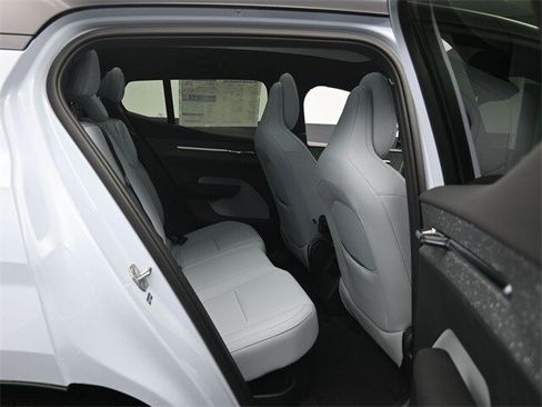 New 2025 Volvo EX30 Ultra w/ Climate Package image 23