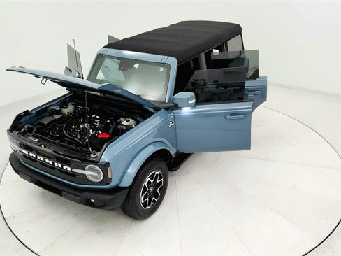 Used 2022 Ford Bronco Outer Banks image 21