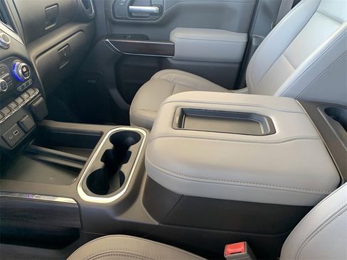 Used 2020 GMC Sierra 3500 SLT w/ SLT Premium Plus Package image 38