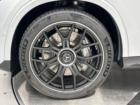 New 2026 Mercedes-Benz GLC 63 AMG S image 14