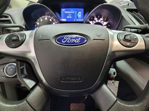 Used 2015 Ford Escape SE image 27