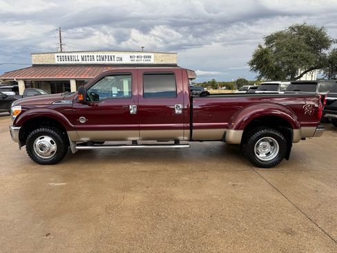 Used 2012 Ford F350 Lariat image 4