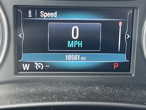 Used 2019 Buick Enclave Premium w/ Experience Buick Package FWD image 22