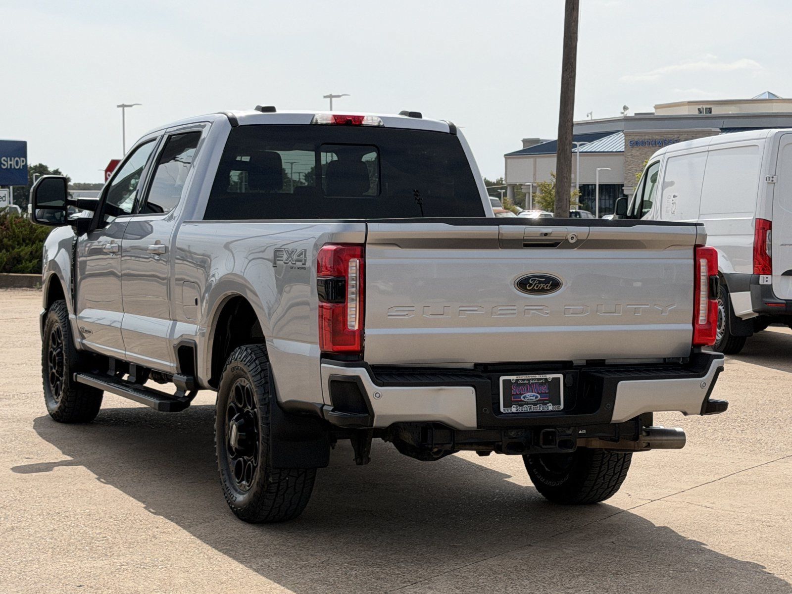 Used 2023 Ford F250 Lariat w/ Black Appearance Package AWD/4WD image 6