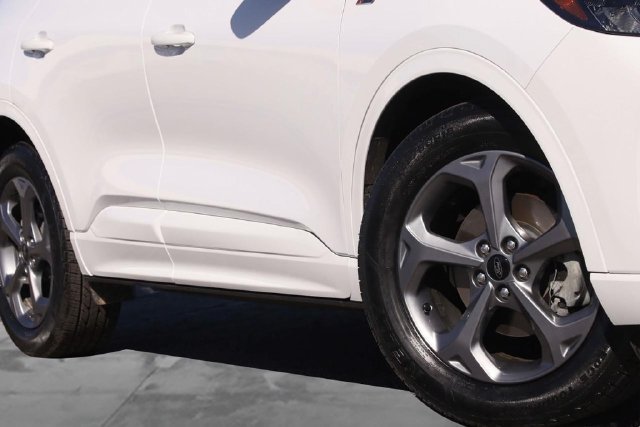 Certified 2023 Ford Escape ST-Line w/ Equipment Group 301A FWD image 3