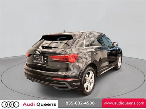 Certified 2023 Audi Q3 2.0T Premium w/ Convenience Package image 2