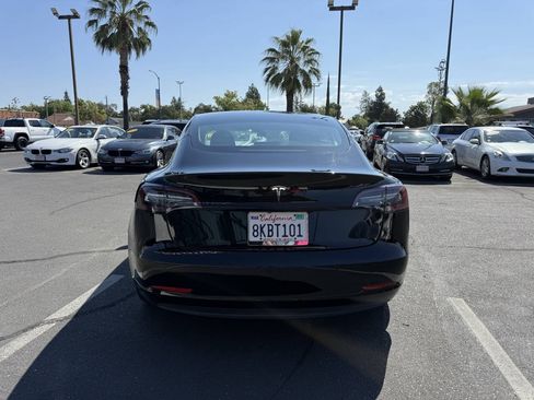 Used 2019 Tesla Model 3 RWD image 4
