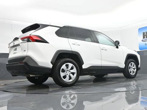 Used 2024 Toyota RAV4 LE image 22