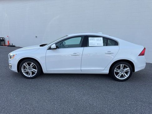 Used 2014 Volvo S60 T5 image 4