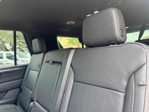 Used 2025 Chevrolet Tahoe LT image 21