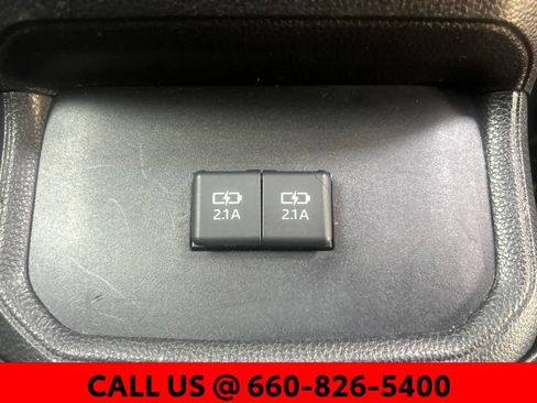 Used 2021 Toyota Highlander XSE FWD image 11
