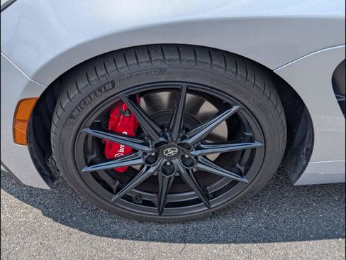 Used 2024 Toyota GR86 Premium w/ Performance Package RWD image 9