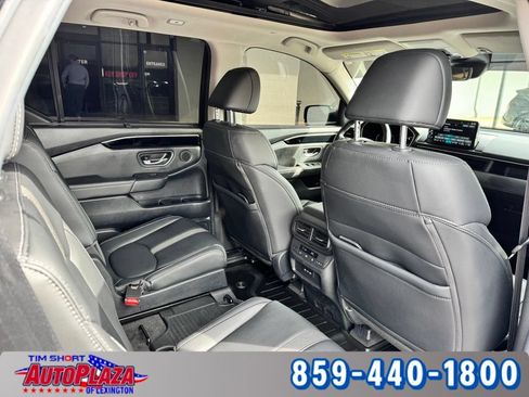 Used 2025 Honda Pilot Touring image 45