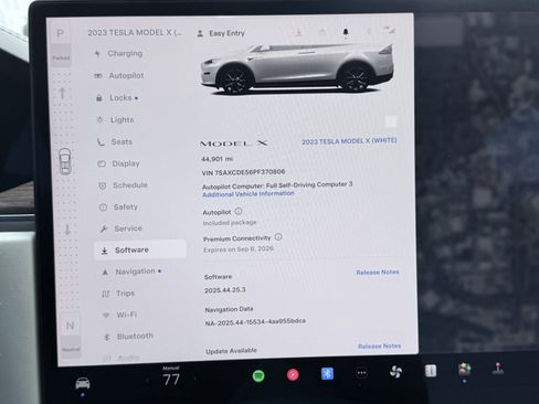 Used 2023 Tesla Model X image 75