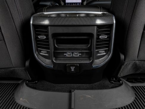 Used 2025 RAM 1500 Big Horn image 33