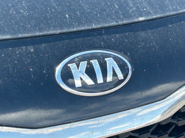 Used 2016 Kia Optima LX FWD image 9