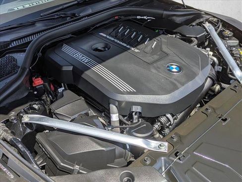 Used 2025 BMW Z4 M40i w/ Edition RWD image 20
