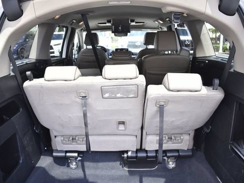 Used 2022 Honda Odyssey Elite image 25