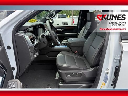 New 2026 GMC Yukon XL Denali AWD/4WD image 13