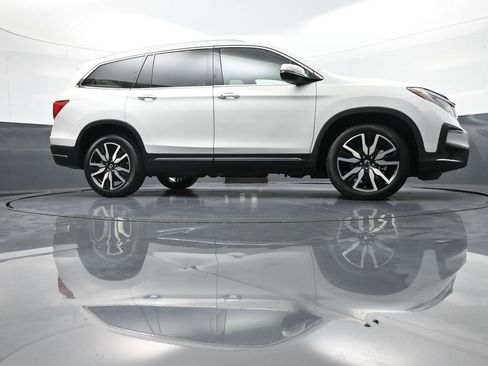 Certified 2022 Honda Pilot Touring image 33