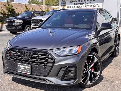 Used 2024 Audi SQ5 Premium Plus w/ Premium Plus Package AWD/4WD image 4